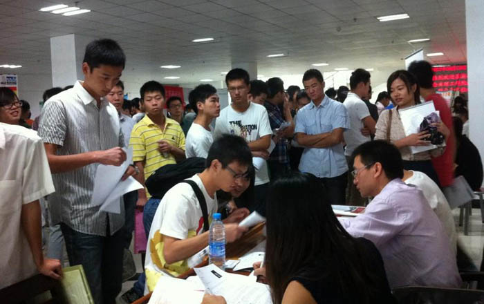 武汉高校育英才 瑞安企业纳人才---29名各大院校莘莘学子加盟“金沙澳门(中国)唯一官方网站大家庭”