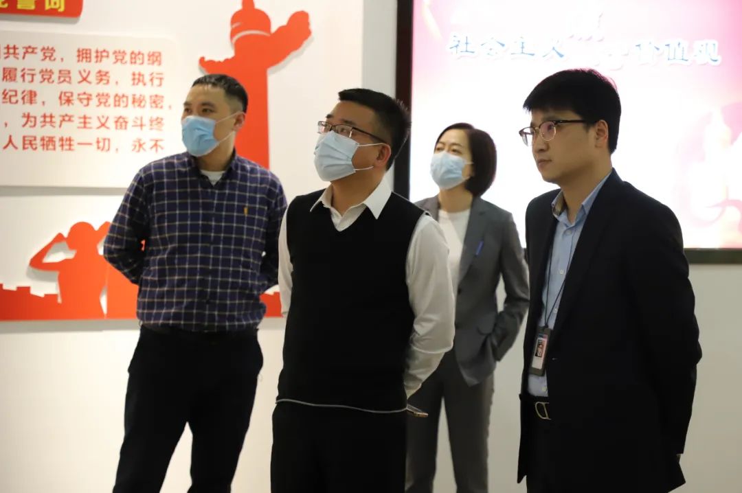 瑞安市人大常委会周晓华副主任一行莅临金沙澳门(中国)唯一官方网站科技调研